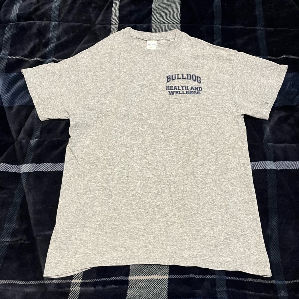 Gildan Men's Bulldog Health and Wellness T-Shirt Size Medium Grey